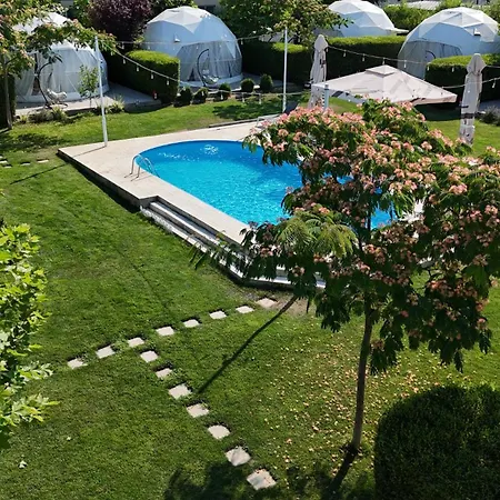 Seagloo Glamping - Adults Only 12y * קוסטינסטי