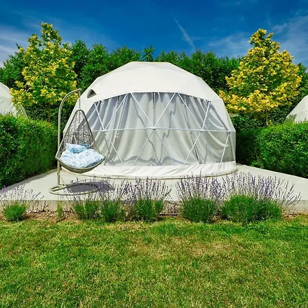 Seagloo Glamping - Adults Only אוהל מפואר קוסטינסטי