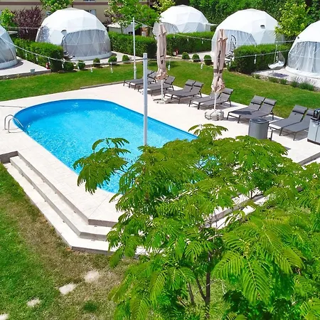 Luxury tent Seagloo Glamping - Adults Only