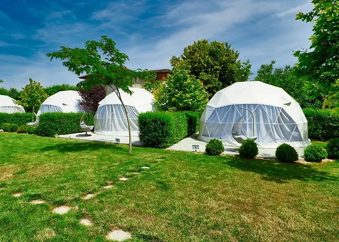 Seagloo Glamping - Adults Only Costinesti