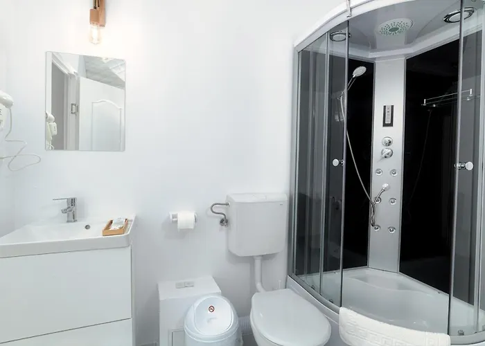 Seagloo Glamping - Adults Only Luxury tent